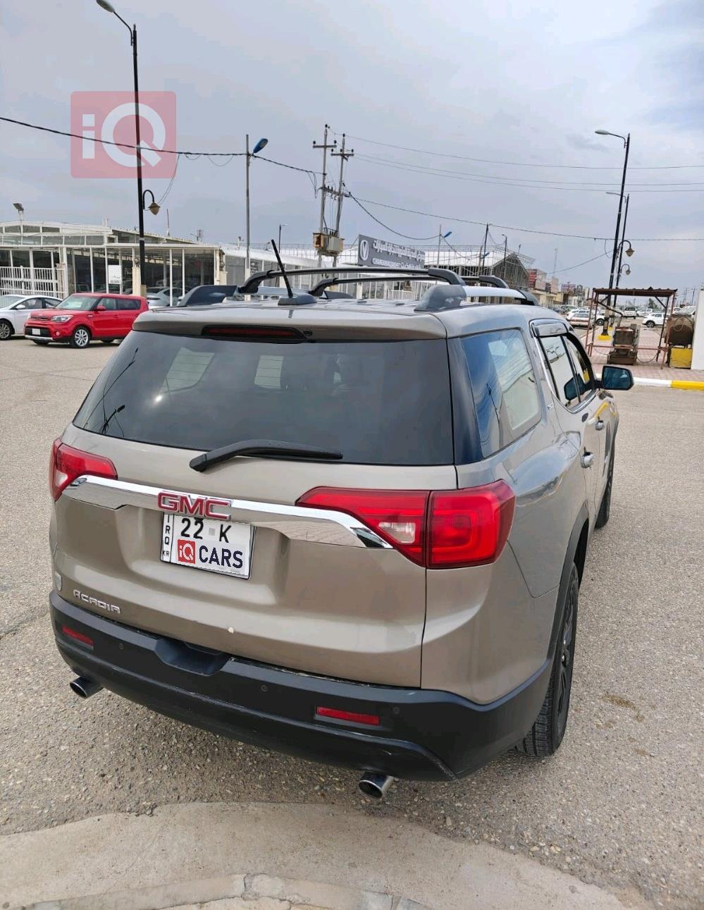 GMC Acadia